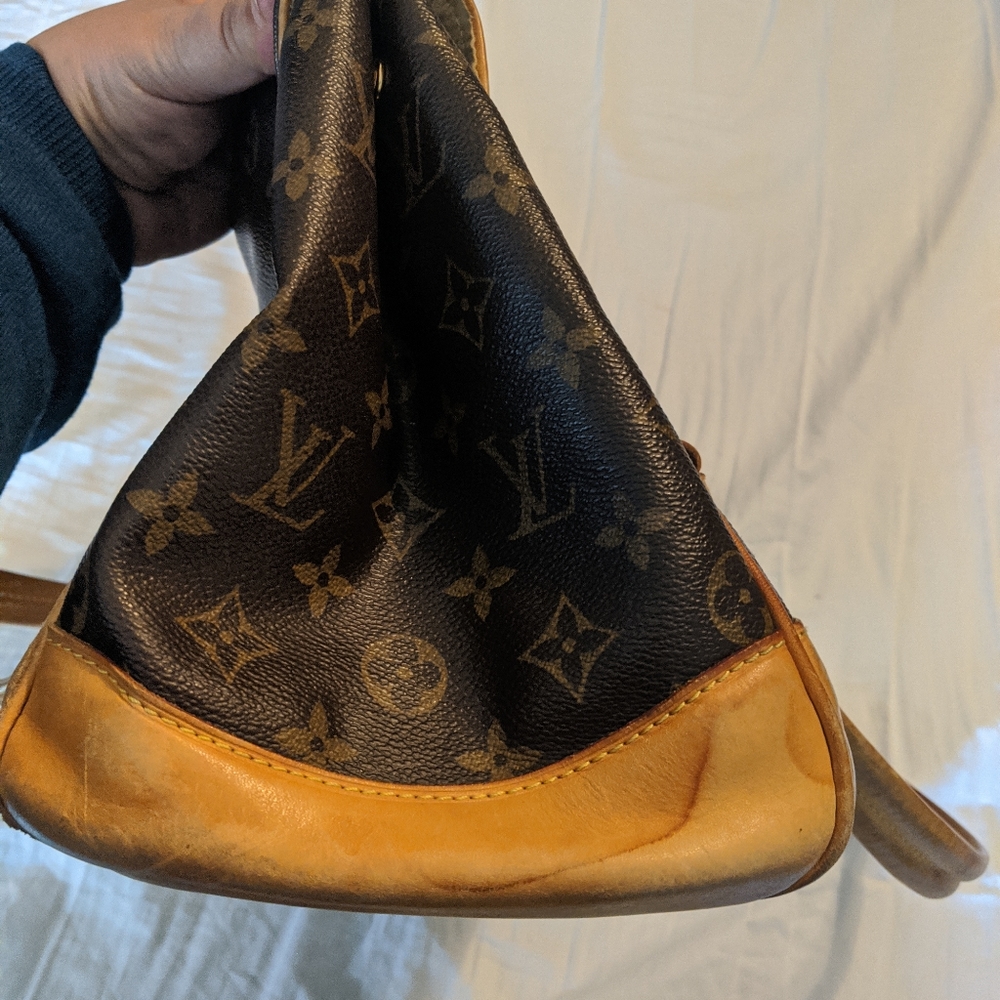 Louis Vuitton Beverly GM - Picture 8 of 15